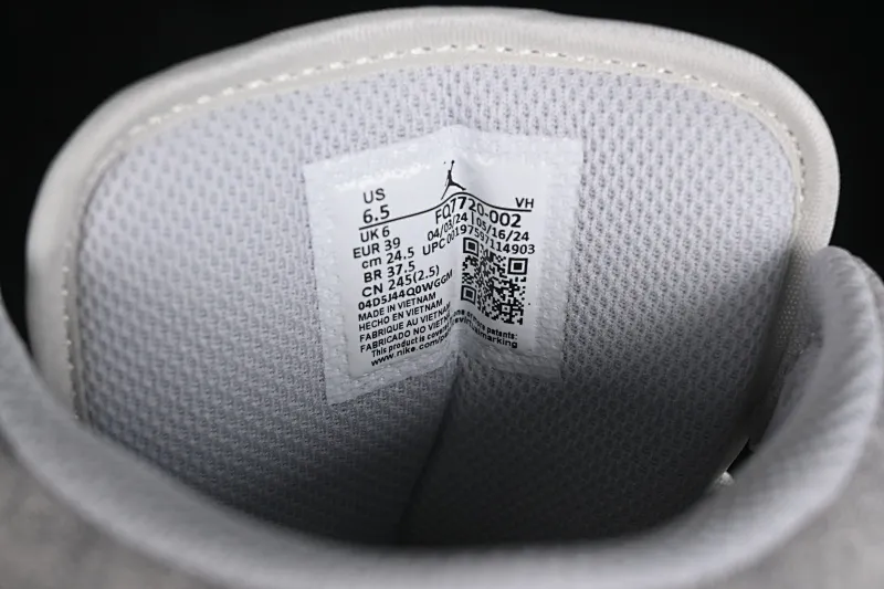 All categories Air Jordan Jordan series basketball shoes Air Jordan 1 Mid Air Jordan 1 Mid AJ1 Joe 1 white and gray color Zhongbang basketball shoes FQ7720-002